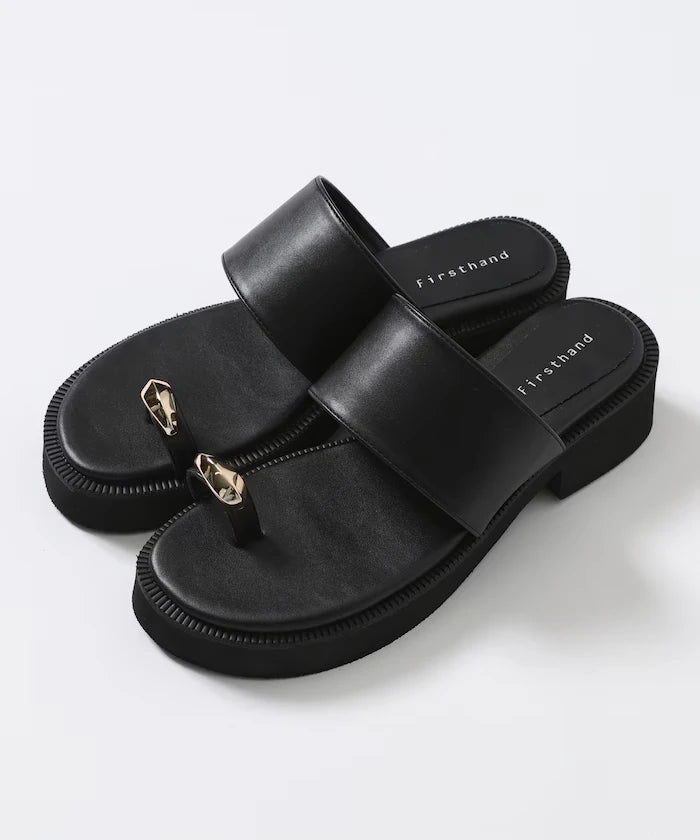 Metal Accent Thumb Loop Sandal