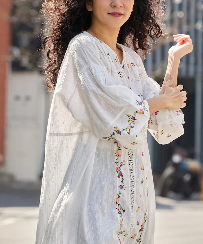 Dobby Floral Embroidery x Lace Dress