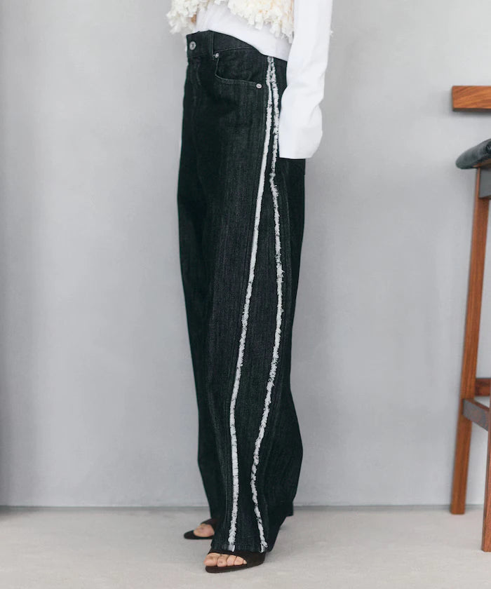 Side Fringe Curve Denim