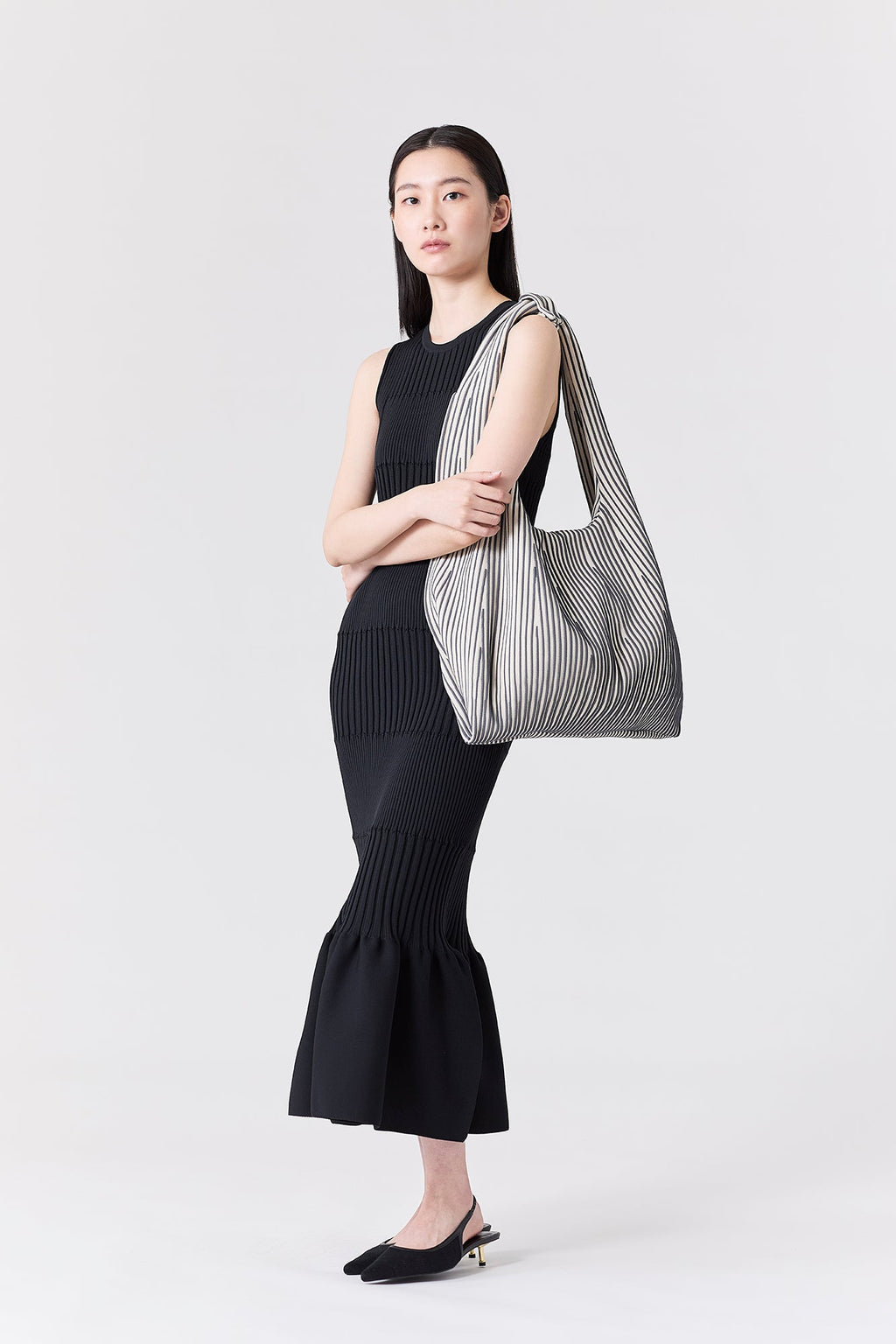 DAYFUKU LARGE SHOULDER BAG