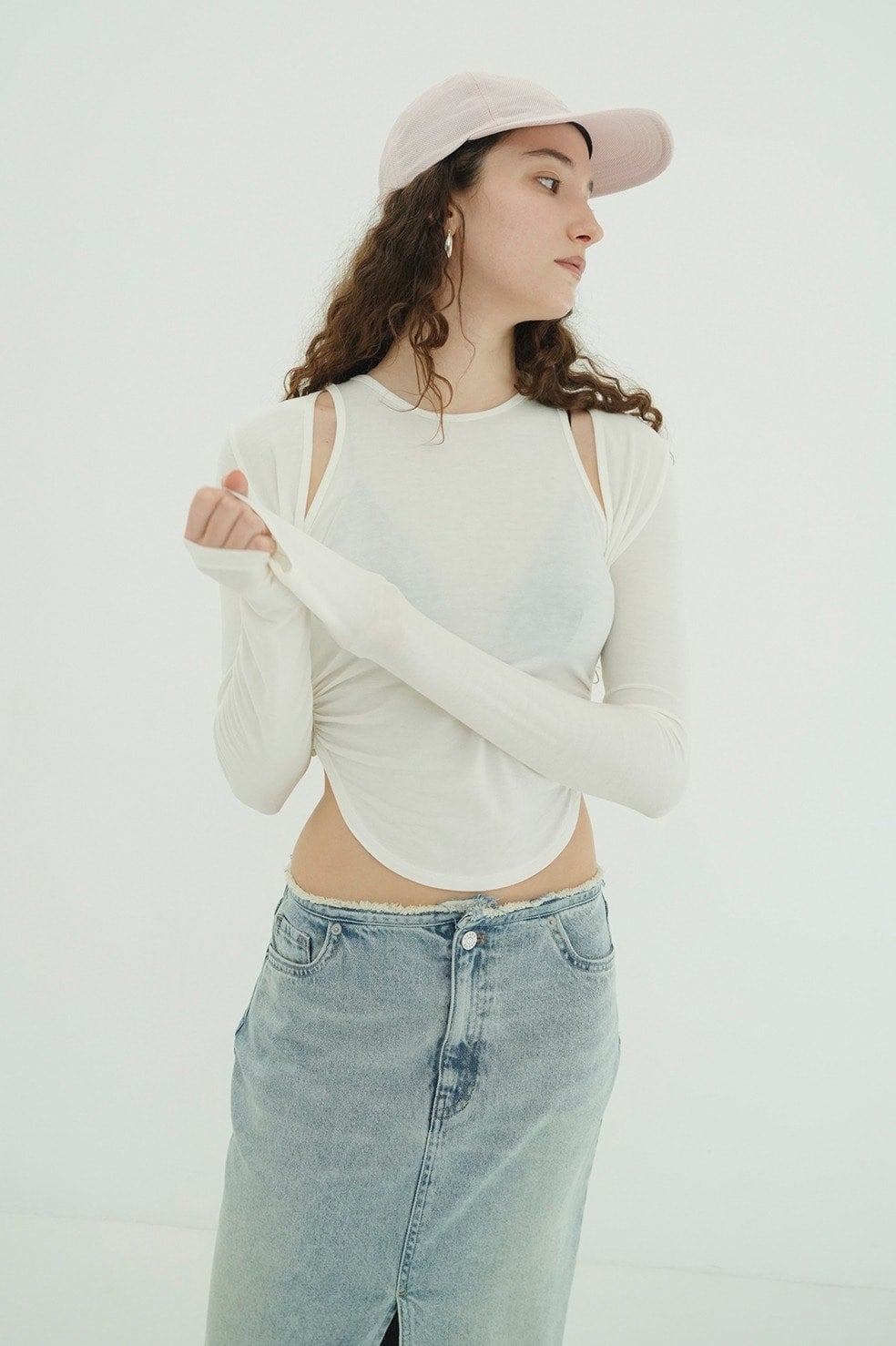 MANY CONVERTIBLE CUT TOPS