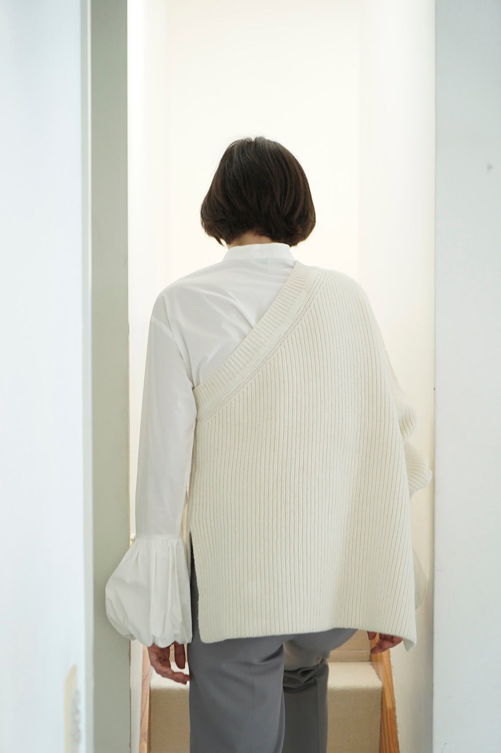 ONE SHOULDER WIDE KNIT TOPS