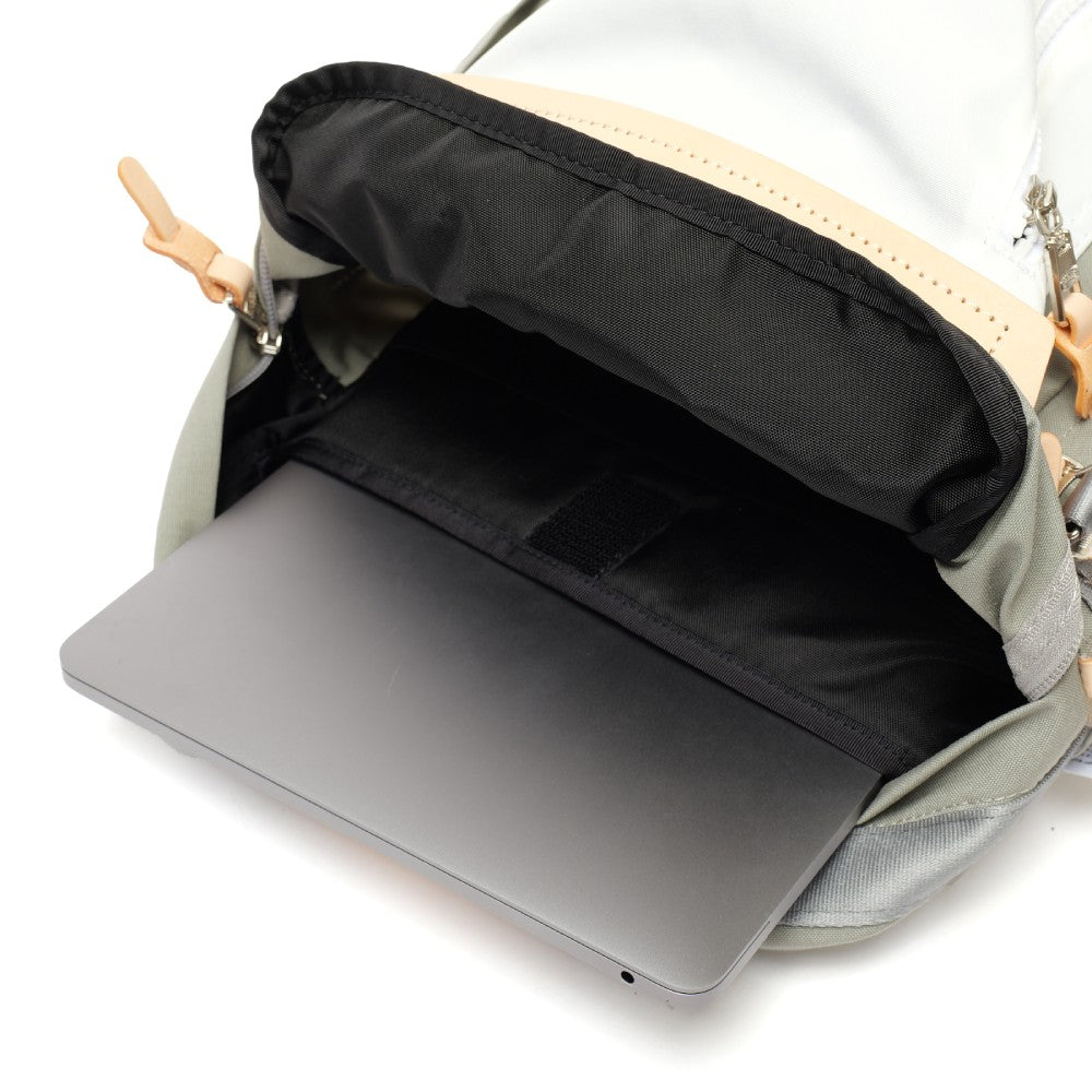 HIGHDENSITY SQUARE BACKPACK / NAVY