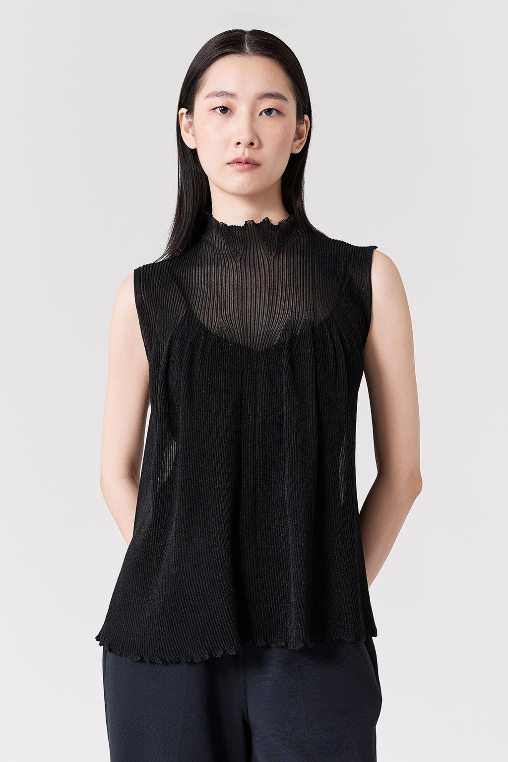 HYPHA LUCENT GLITTER SLEEVELESS BUST FLARE TOP