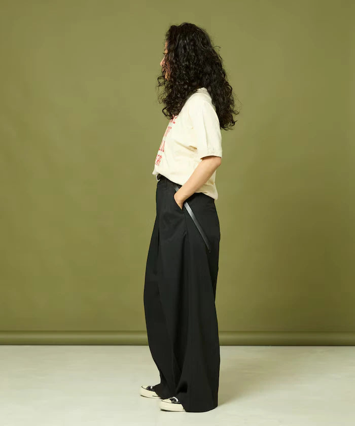 Tuck Wide Slacks Pants