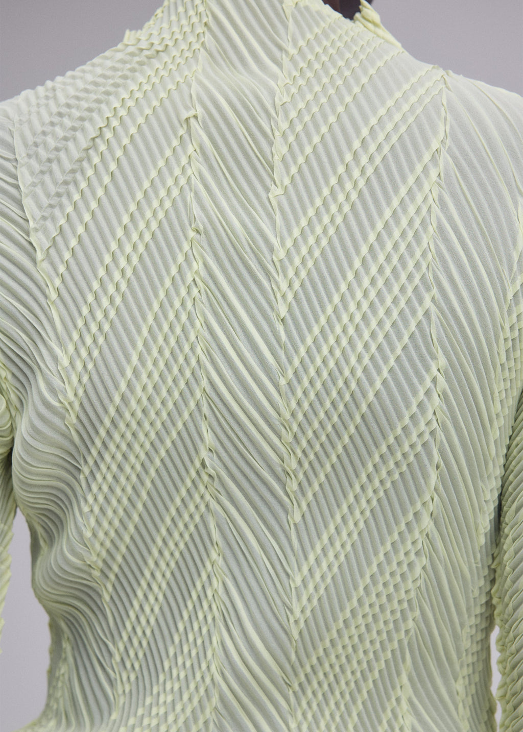 Zigzag Pleats
