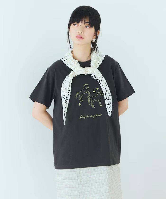 Comfortable Horse Print Crew Neck T-Shirt