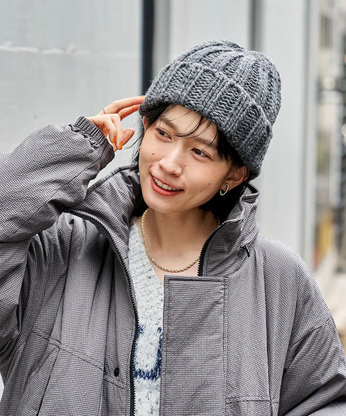 Thick-knit beanie