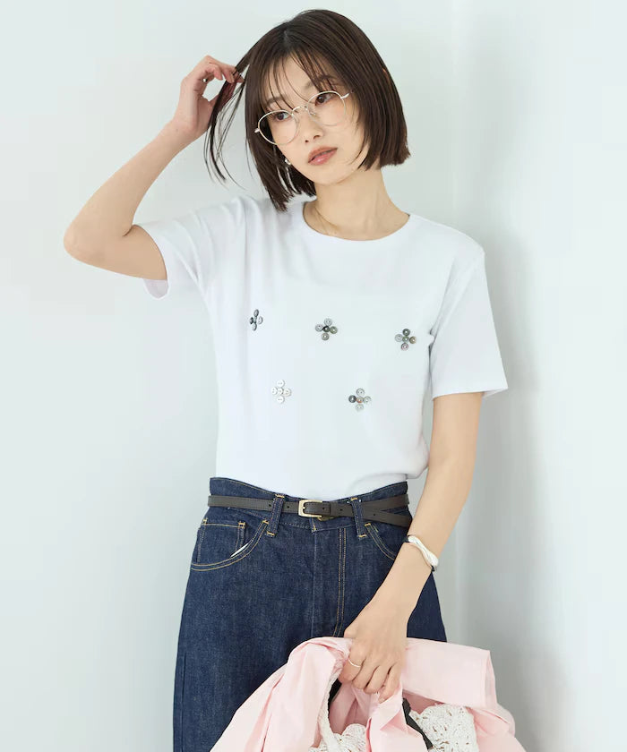 Shell Button Flower Motif Cotton Modal T-Shirt