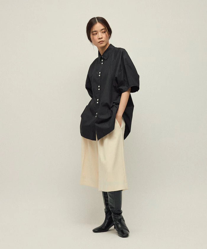 Switching Design Balloon Sleeve Shirt / 5-Minute Sleeve Blouse