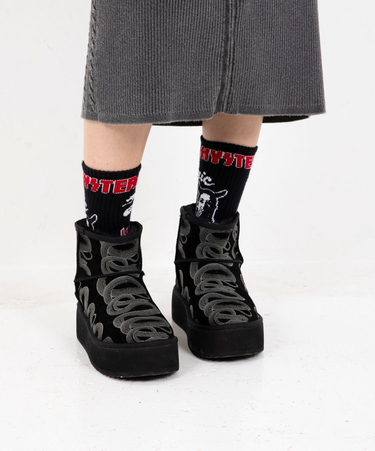 SNAKE LOOP Platform Boots