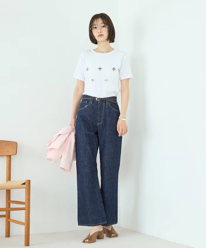 Shell Button Flower Motif Cotton Modal T-Shirt