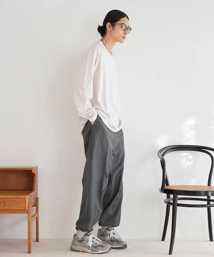 Wide Straight Nylon Track Pants / Tapered Silhouette Easy Nylon Pants
