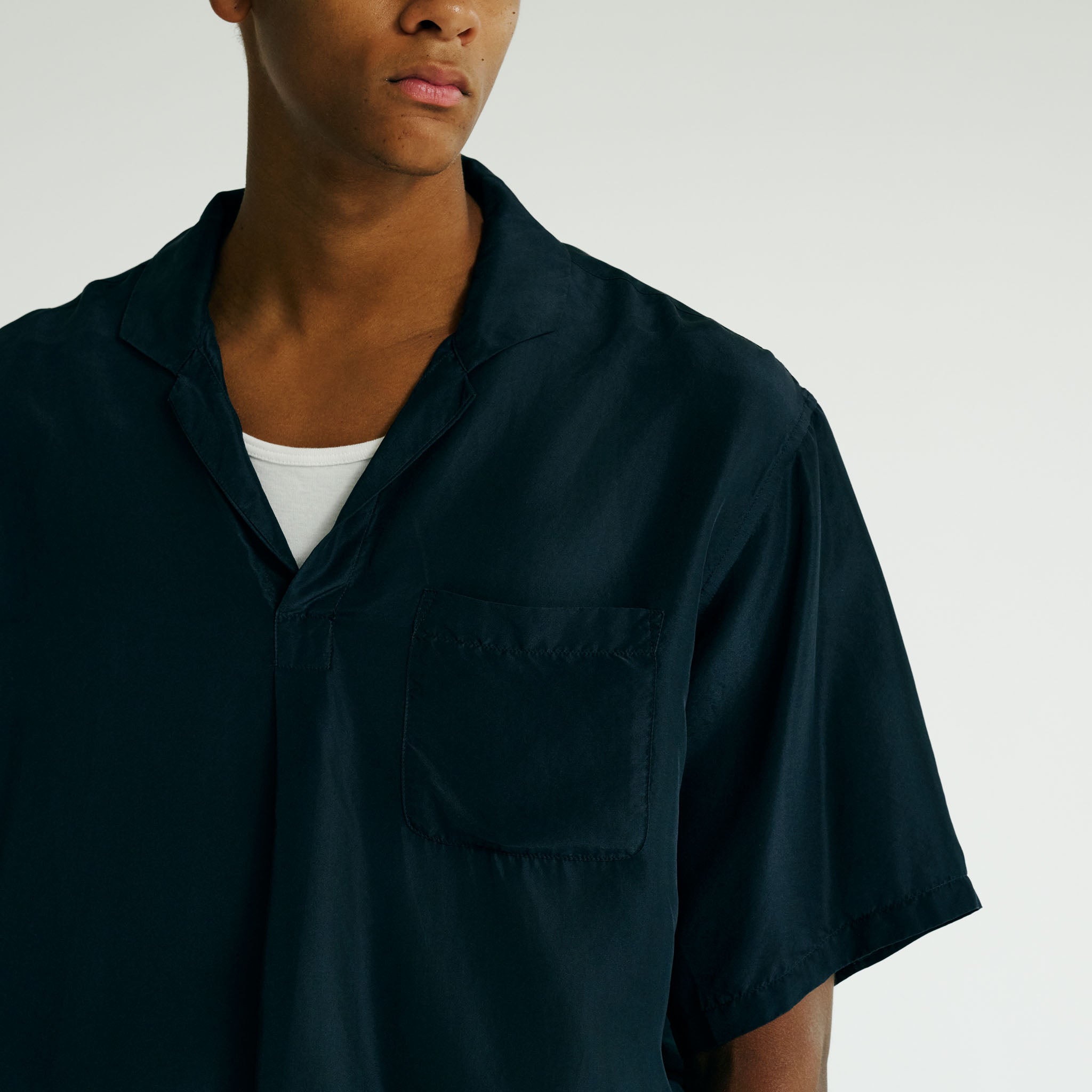 GL39439 / SILK FILAMENT SKIPPER SHIRT