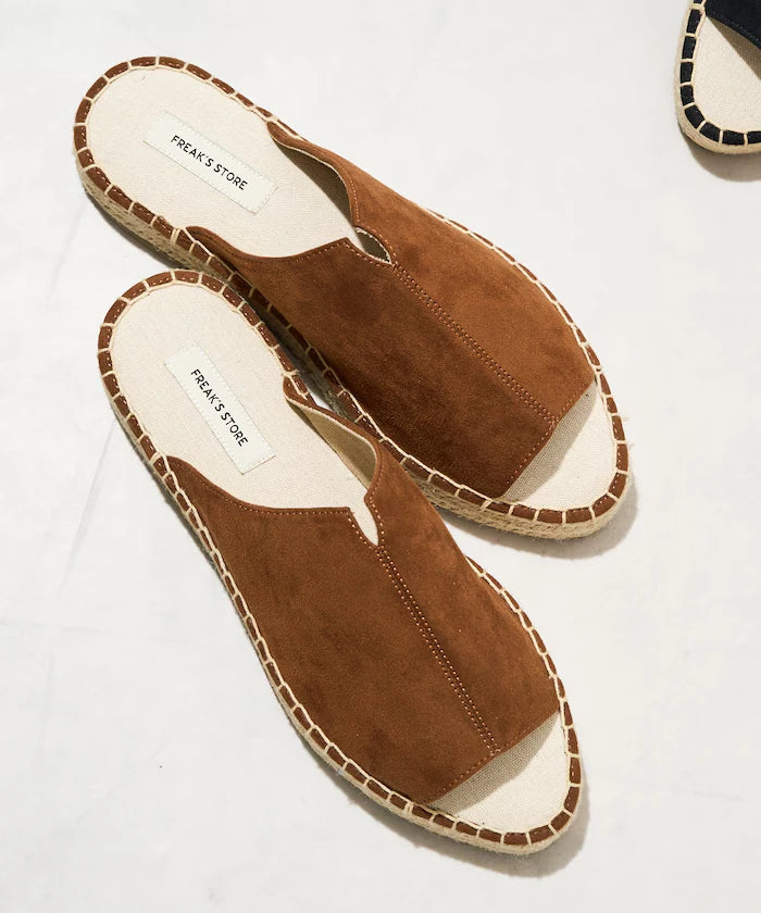 Espadrille-style sandals [36-38 size range]