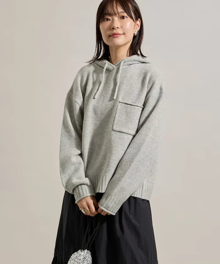 Knit hoodie with pockets