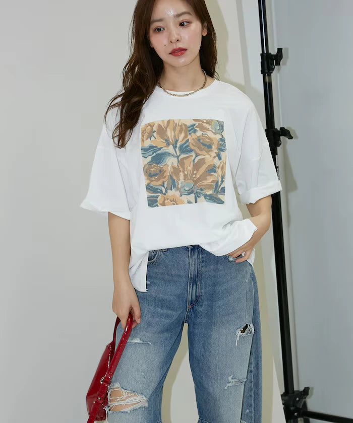 Flower Nuance Art Box Print Big Silhouette T-Shirt Limited Release