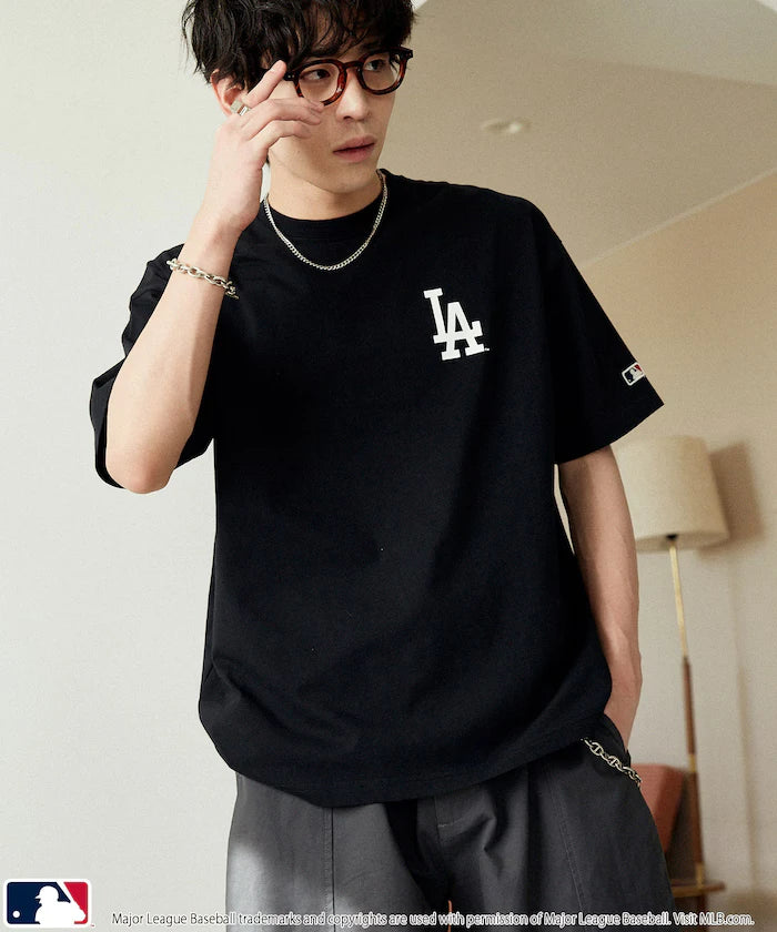 MLB Typography Logo T-Shirt