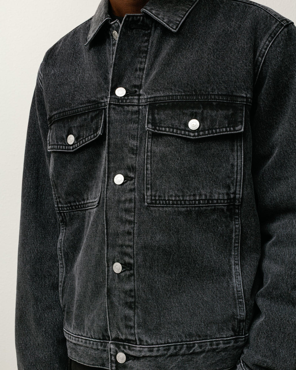 LINED DENIM TRUCKER JACKET