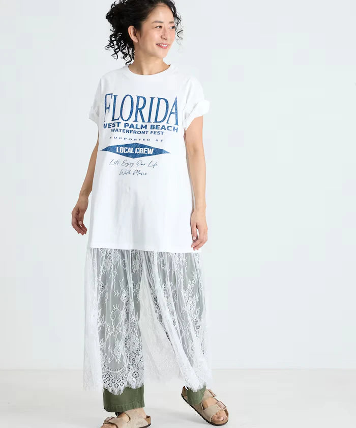T-shirt lace docking one-piece