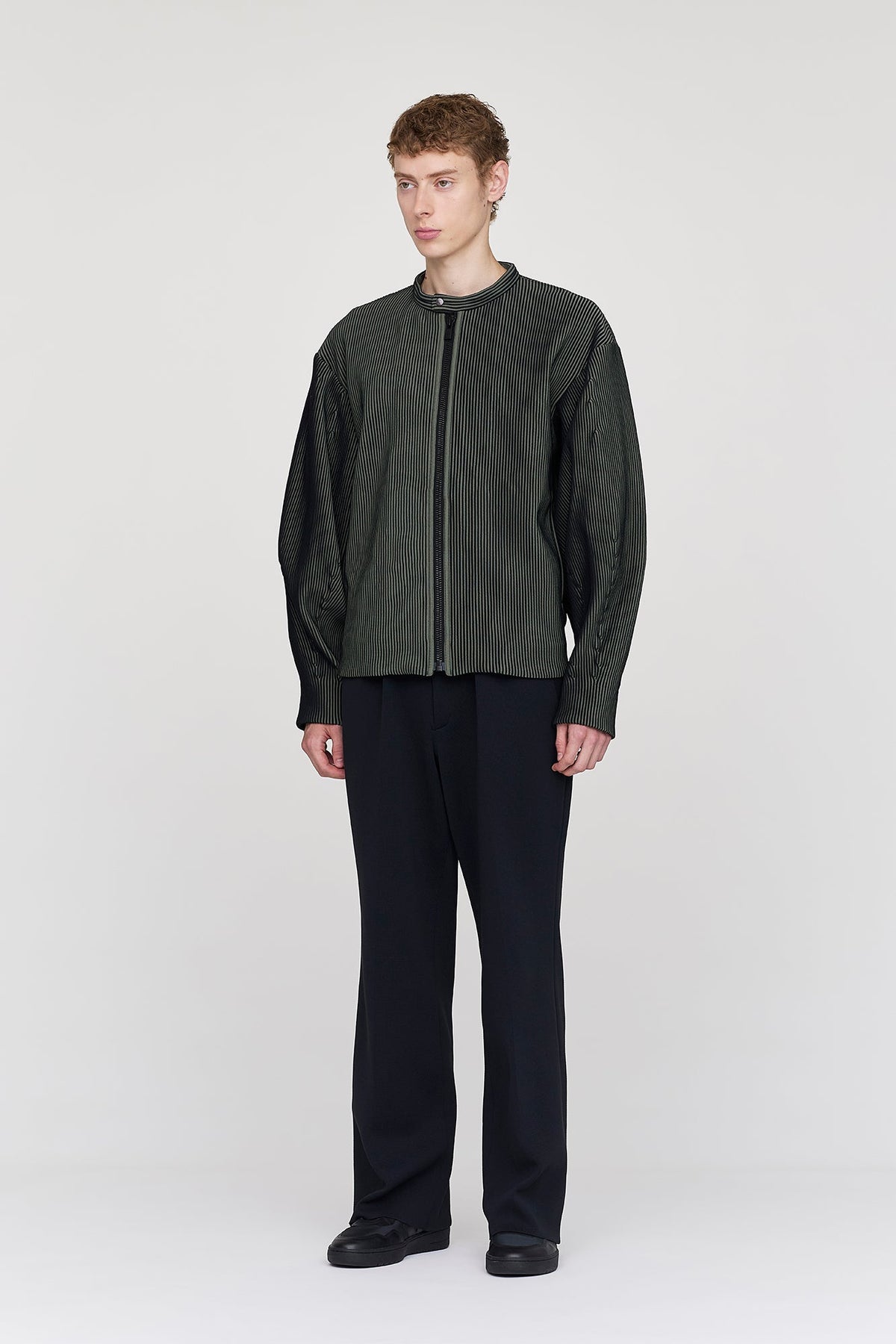 HYPHA STAND COLLAR ZIP BLOUSON