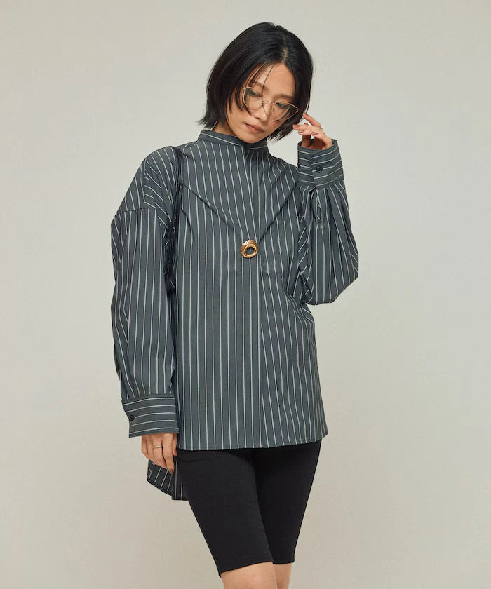 Oversized Long Sleeve Brooch Shirt