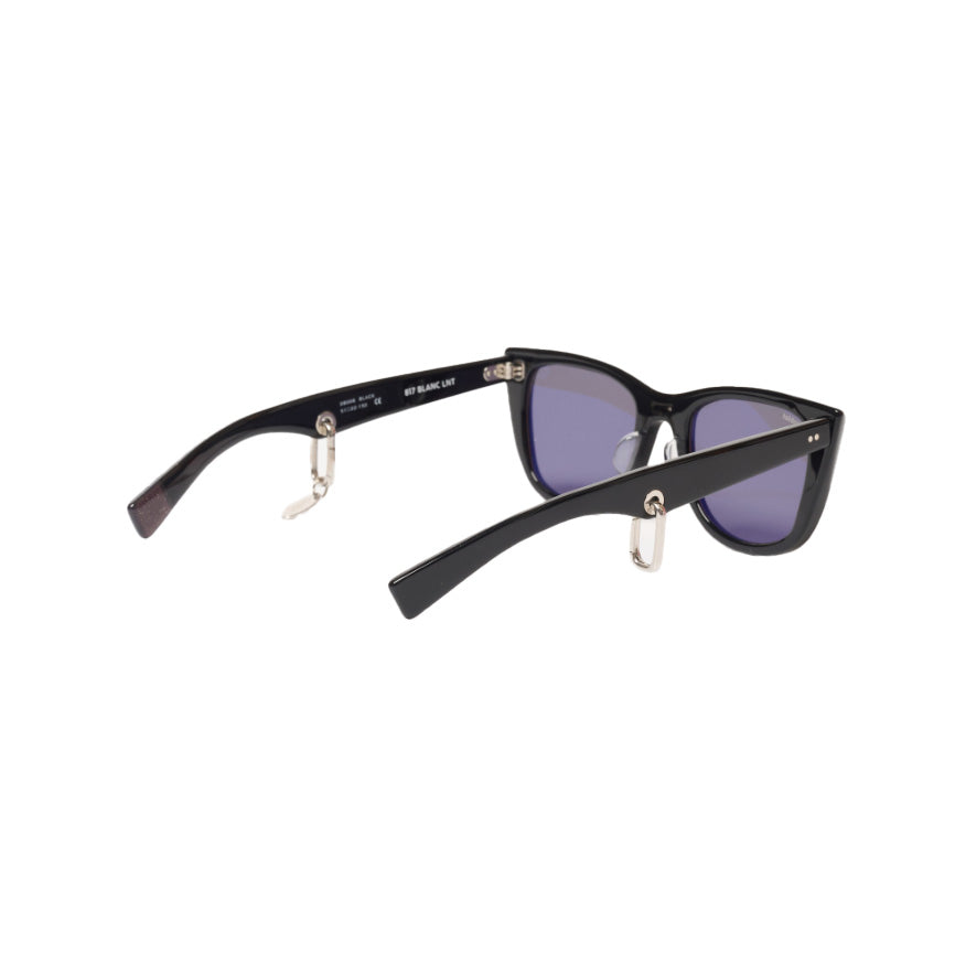EYEWEAR