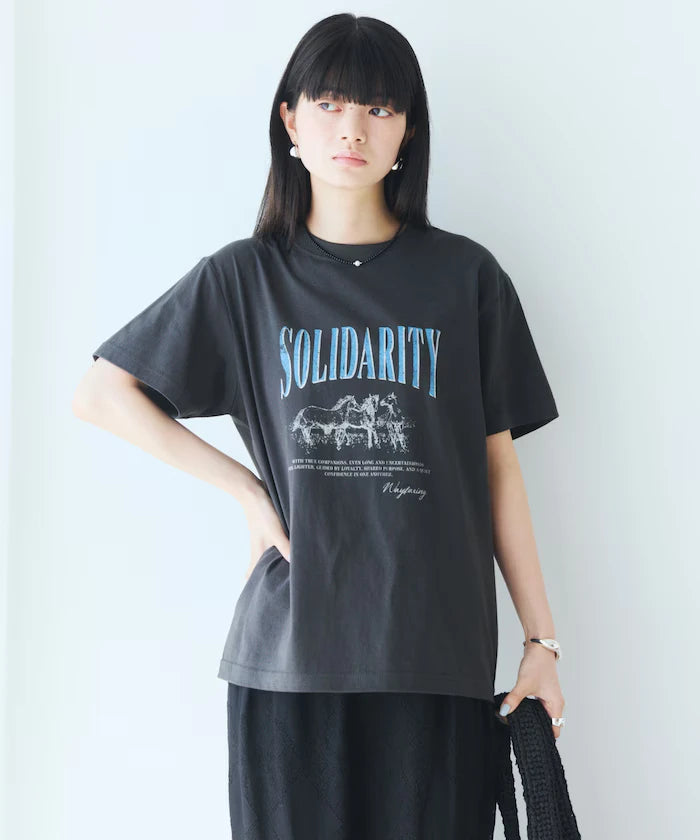 Comfortable Logo Horse Print Crew Neck T-Shirt