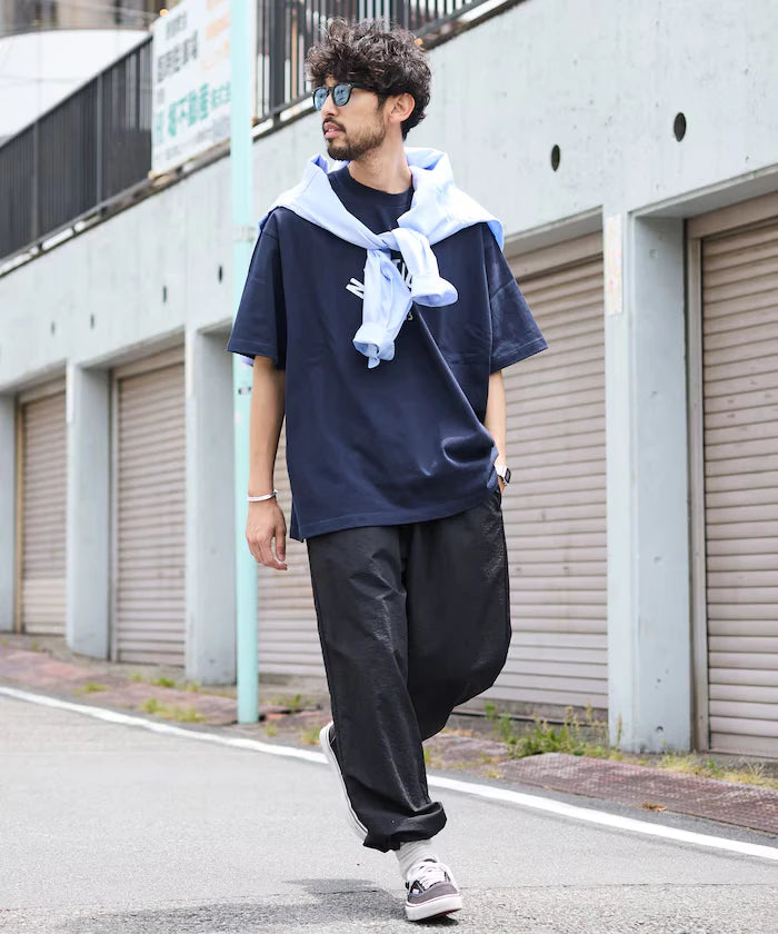 Wide Straight Nylon Track Pants / Tapered Silhouette Easy Nylon Pants