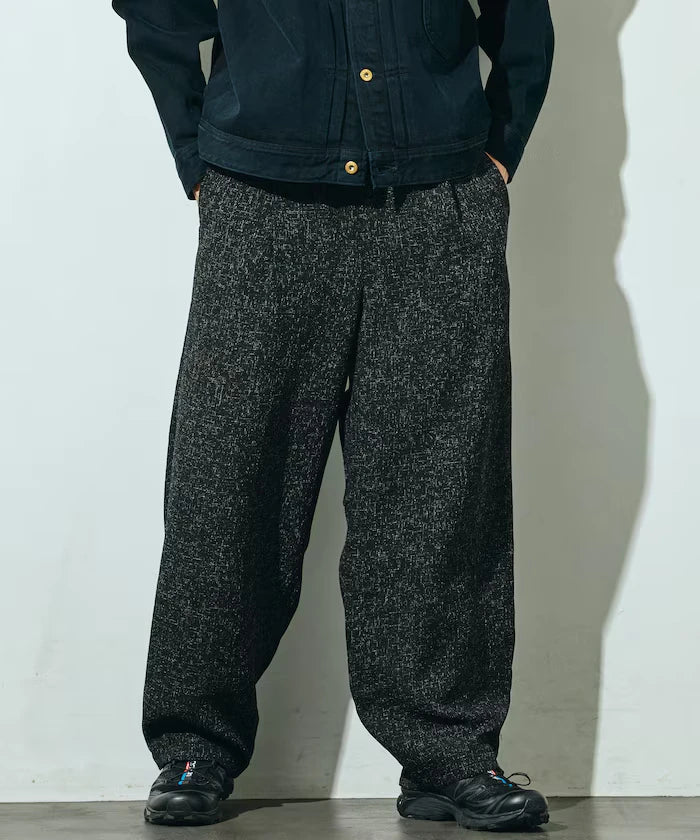 Dry Touch Summer Tweed Spindle Easy Wide Pants