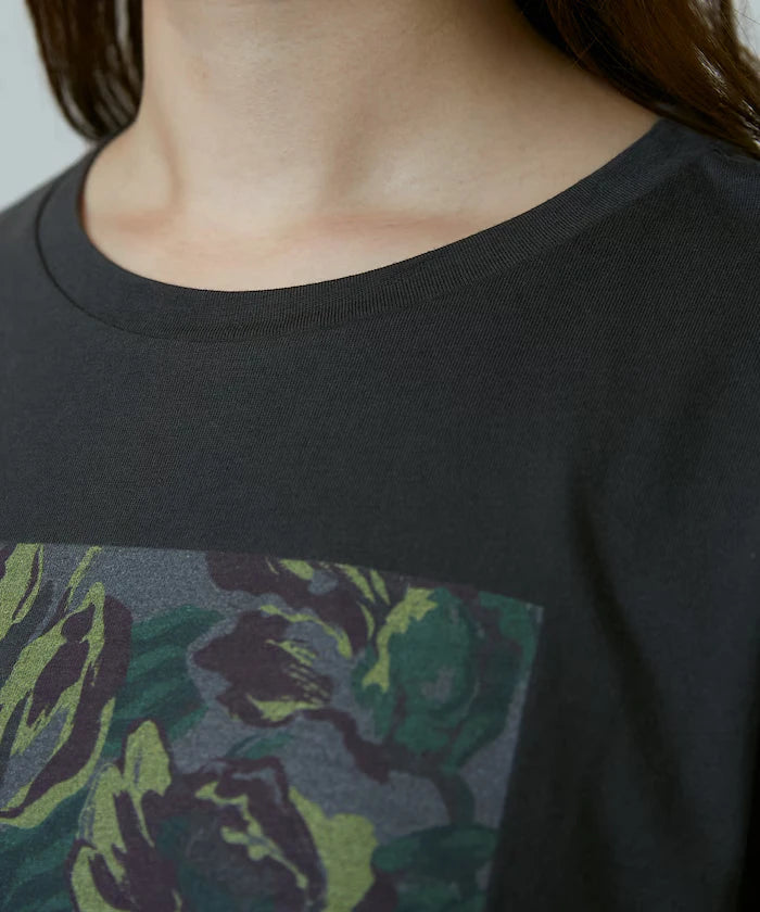Flower Nuance Art Box Print Big Silhouette T-Shirt Limited Release
