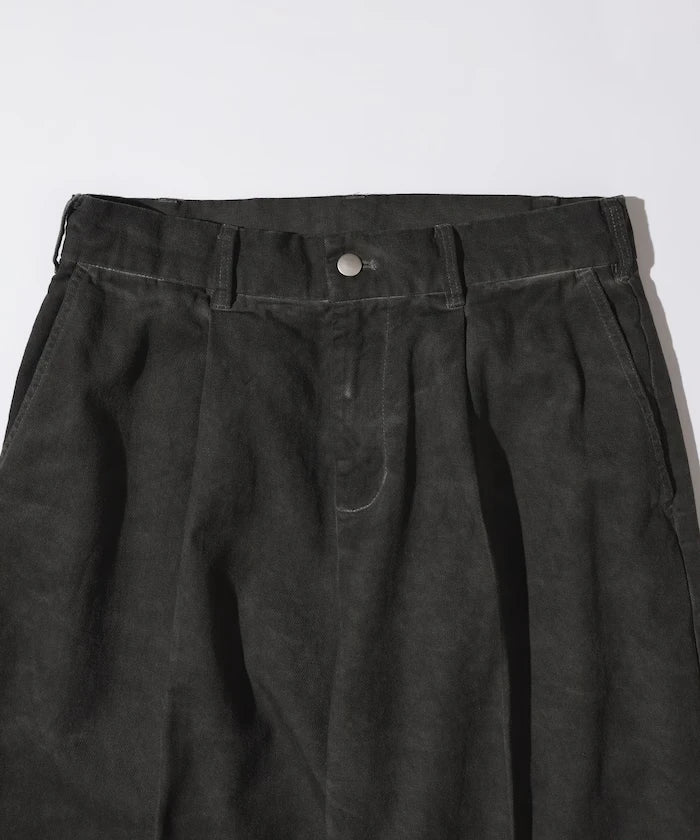 Fade processing cotton tuck wide pants