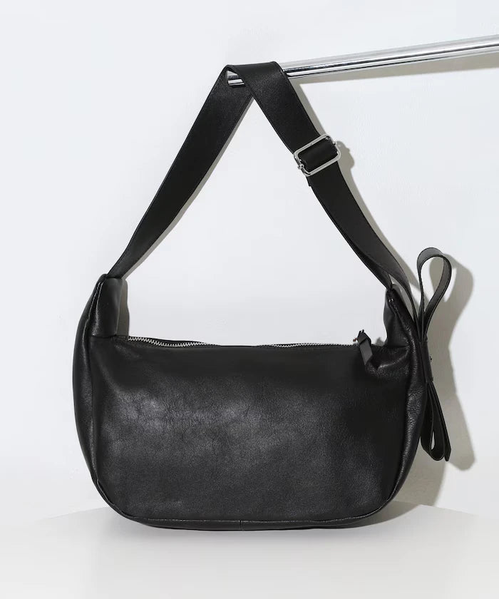 Leather Half Moon Shoulder Bag / Cowhide / Water-Repellent Leather