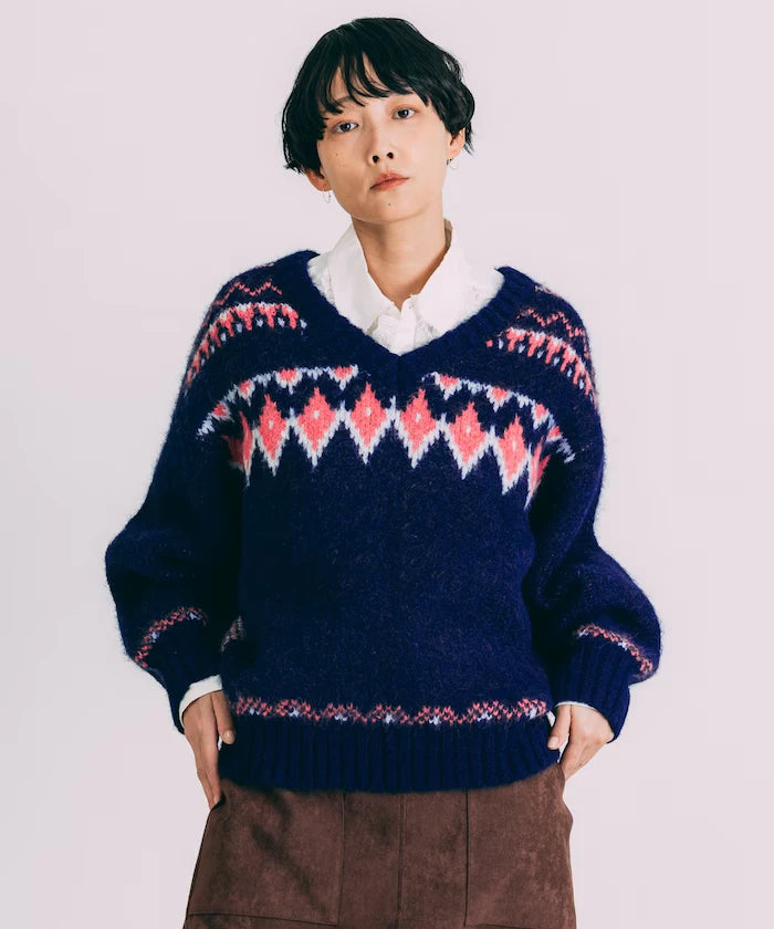 V-neck color block Nordic pattern knit