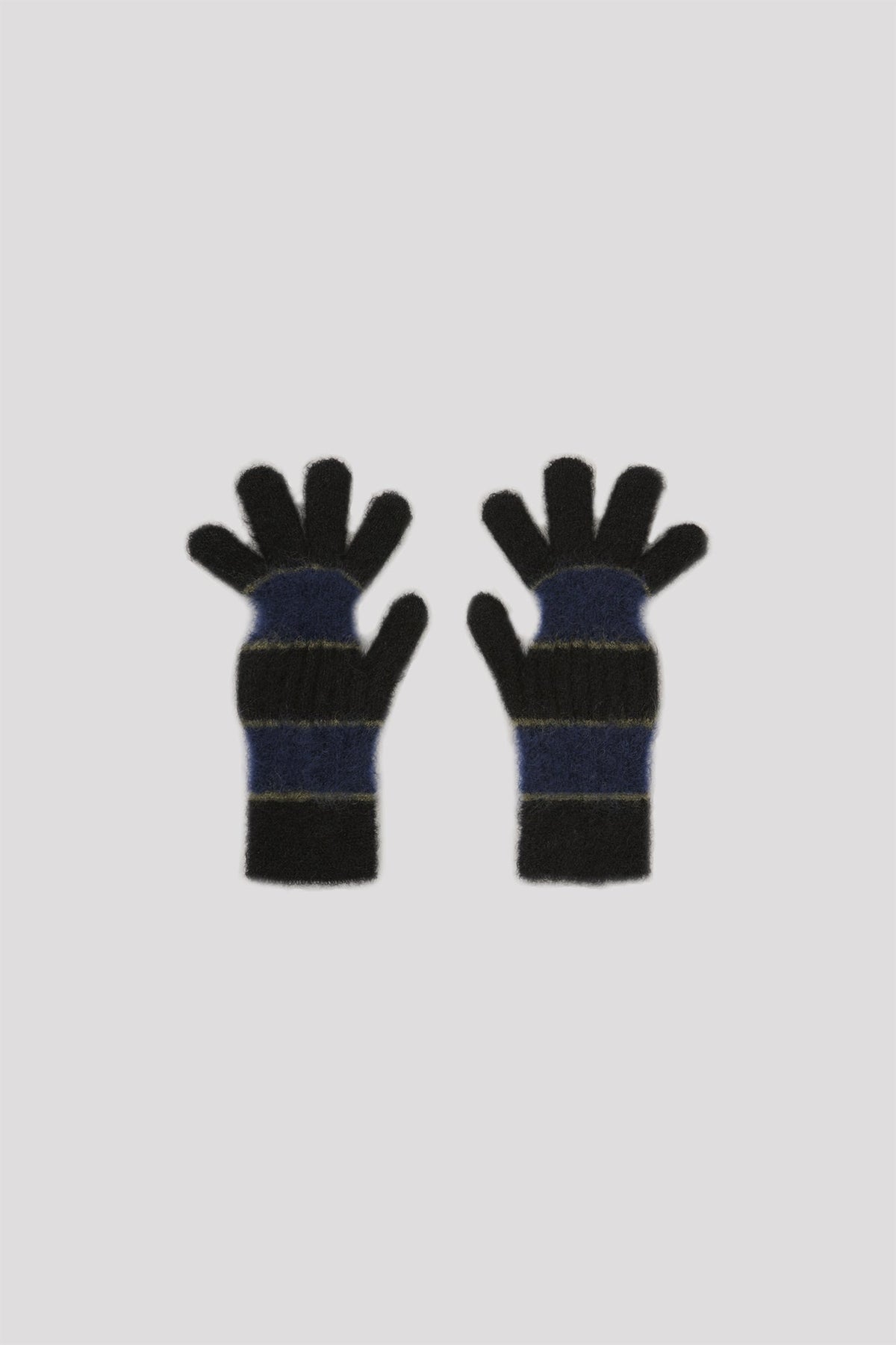 MOHAIR GLOVES