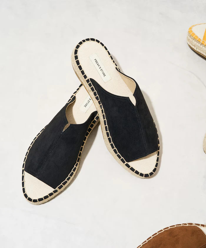 Espadrille-style sandals [36-38 size range]