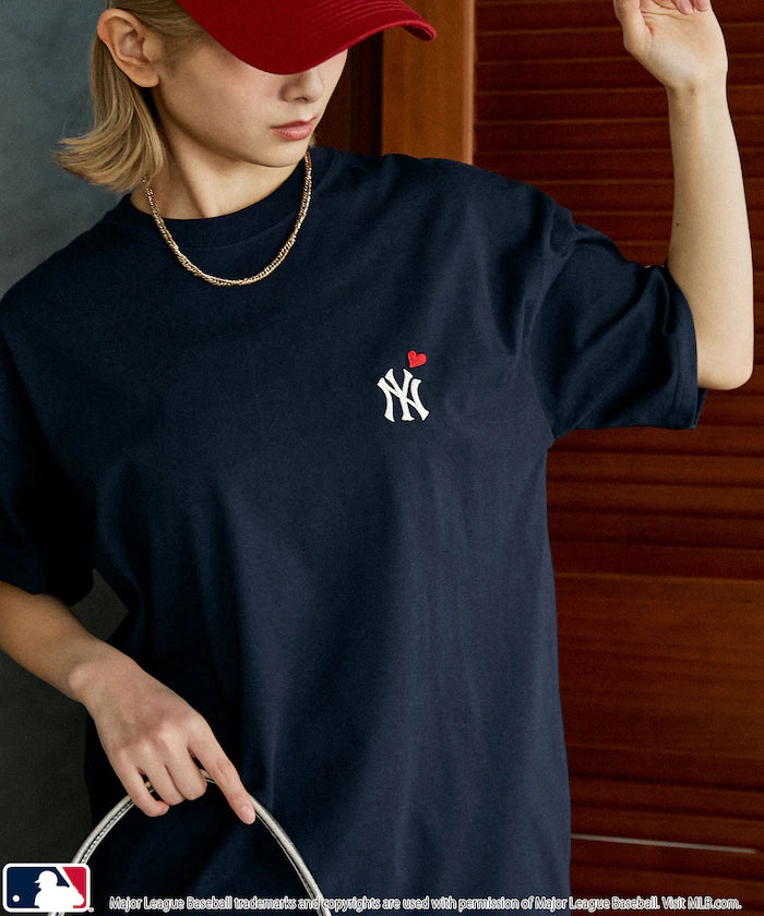 MLB Back Print Heart T-Shirt