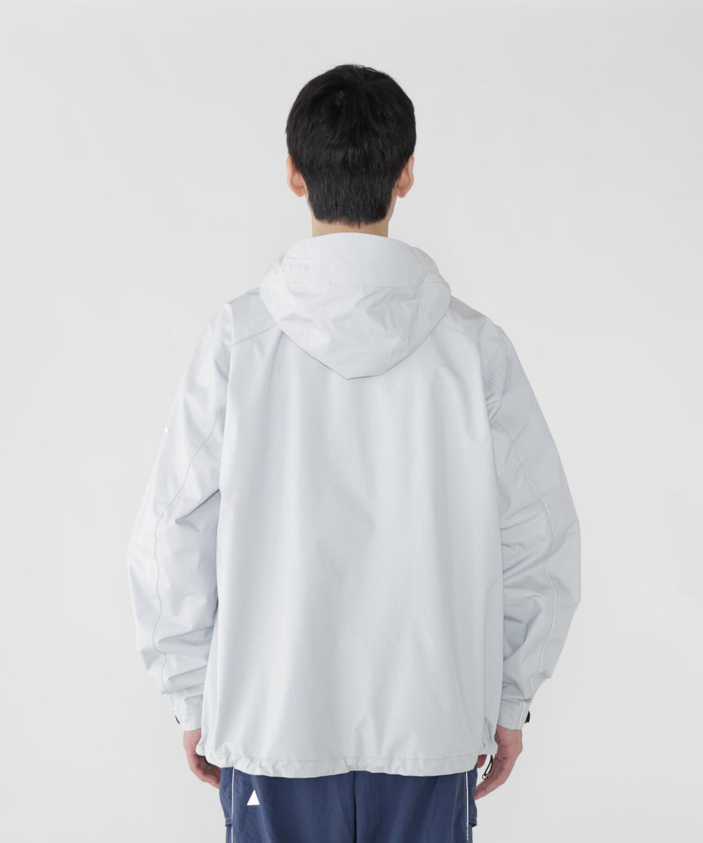 2.5L hiker rain jacket