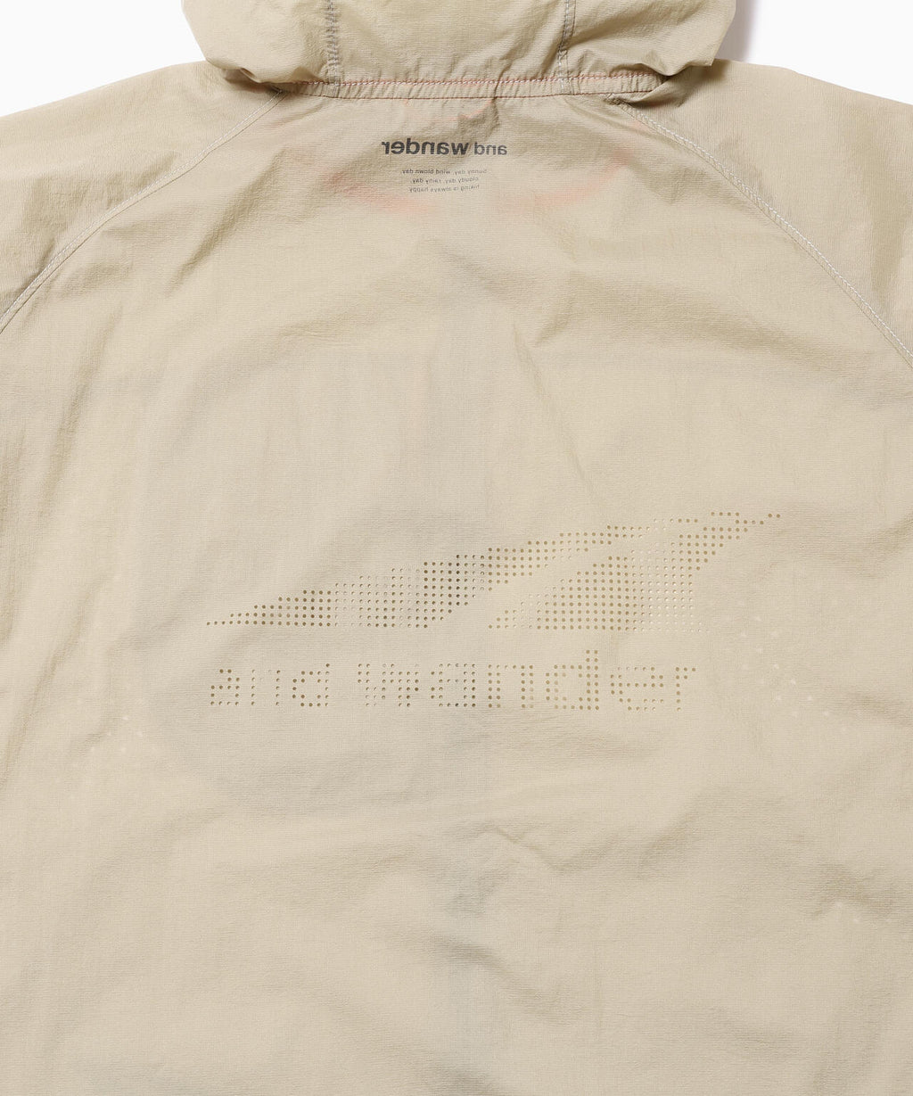 Altra × and wander  ventilation wind jacket