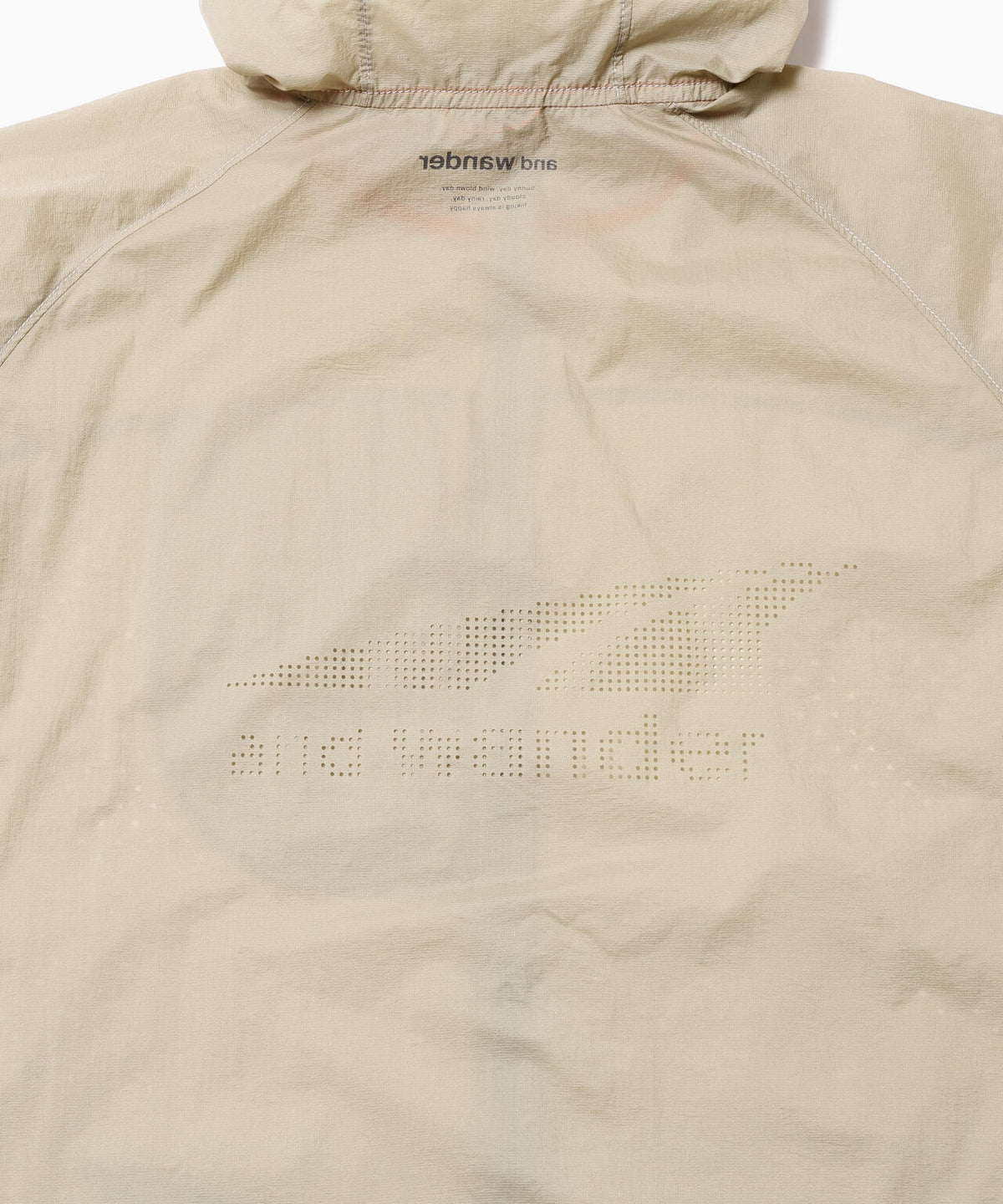 Altra × and wander  ventilation wind jacket