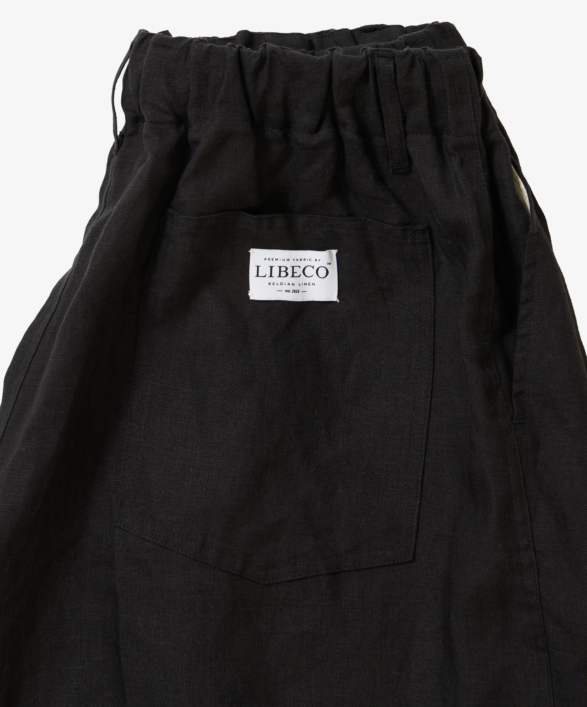 circular short pants linen black