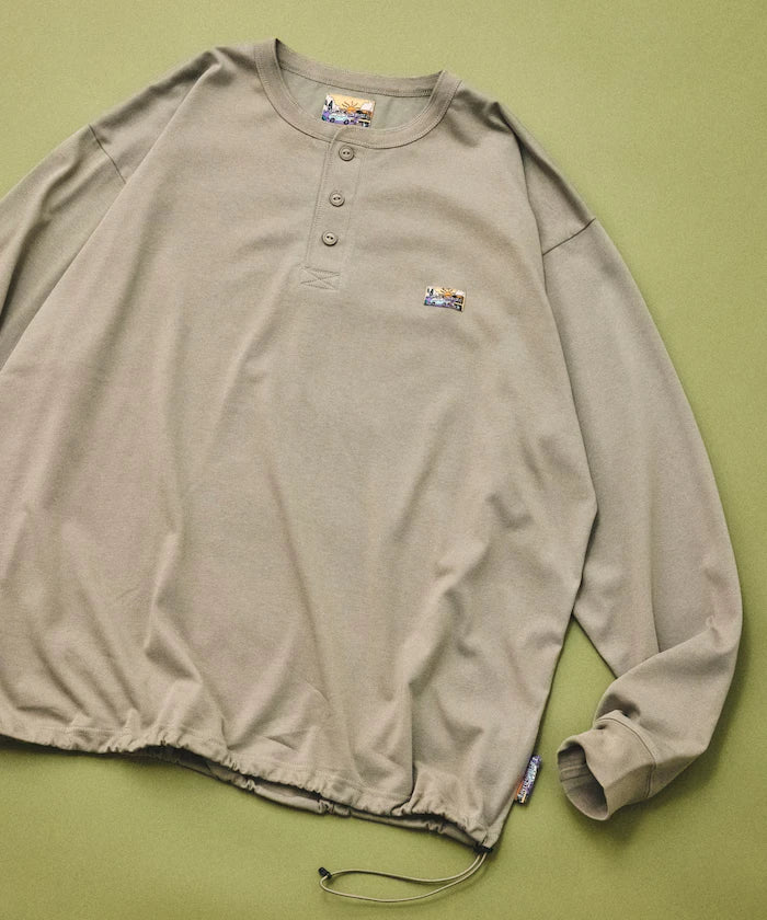 FREAK'S STORE for BEACH & FES Relax Fit One Point Logo Spindle Henley Neck Long Sleeve T-Shirt