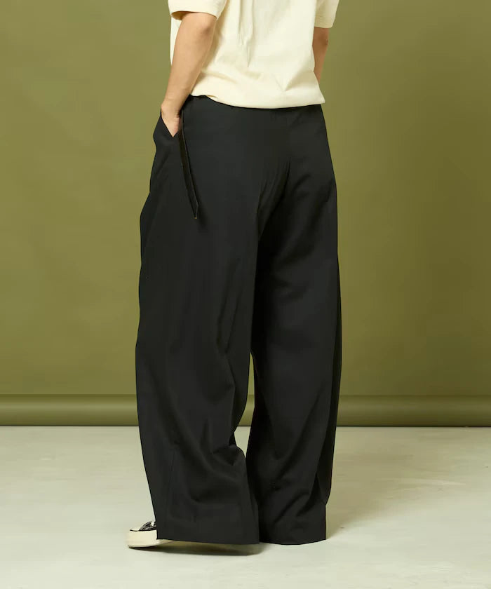 Tuck Wide Slacks Pants