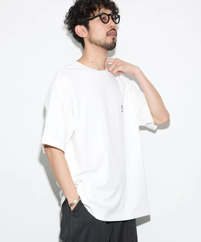 6 oz Front Logo Embroidered Crew Neck T-Shirt / Back Print T-Shirt PRINT ROUND FIRST