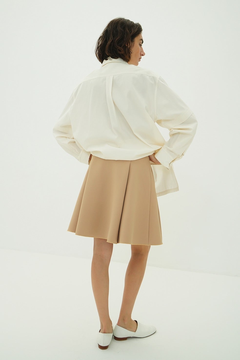 LOW WAIST FLARE MINI SKIRT