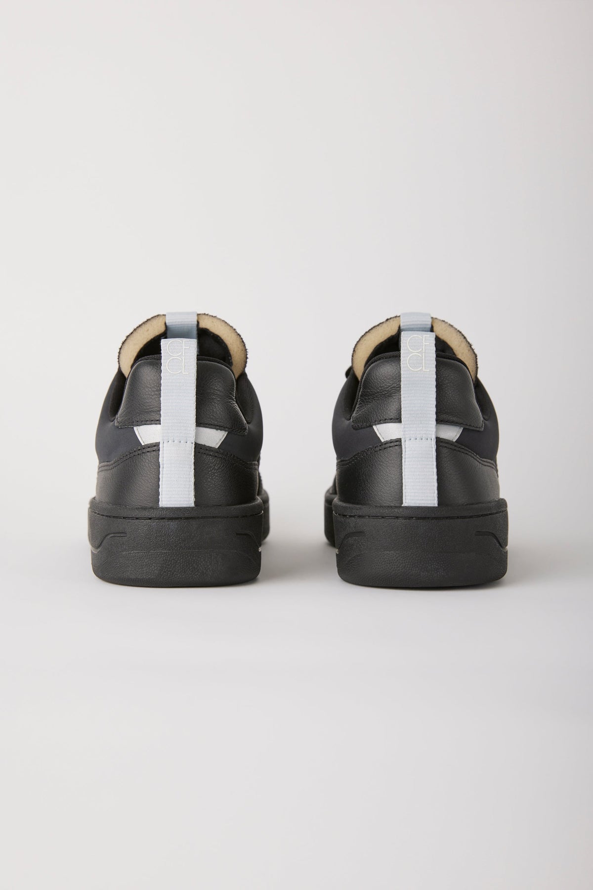 V-90 VEJA X CFCL MEN