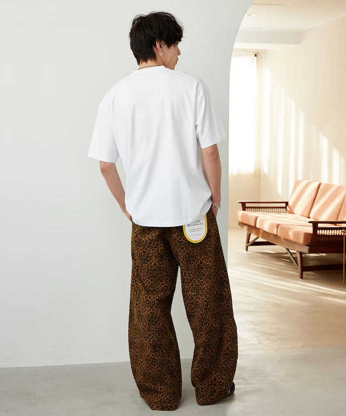 Love Pop Studio Flower Embroidery T-Shirt