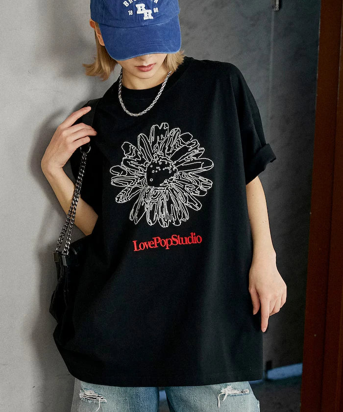 Love Pop Studio Flower Embroidery T-Shirt