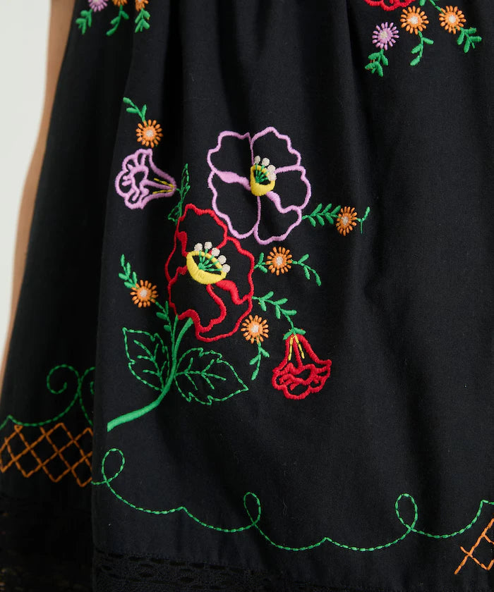 India Shoulder Ribbon Embroidered Remake Style Camisole
