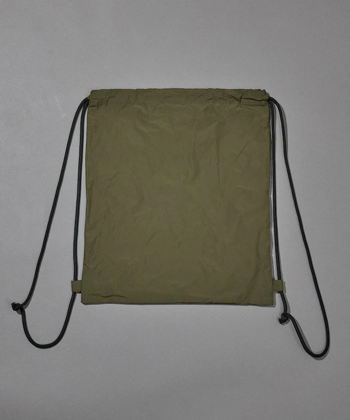 Haku. × FREAK'S STORE Multi-Function Easy Setup With Nap Sack